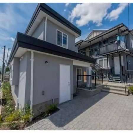 Great Place To Stay Vancouver Exterior photo